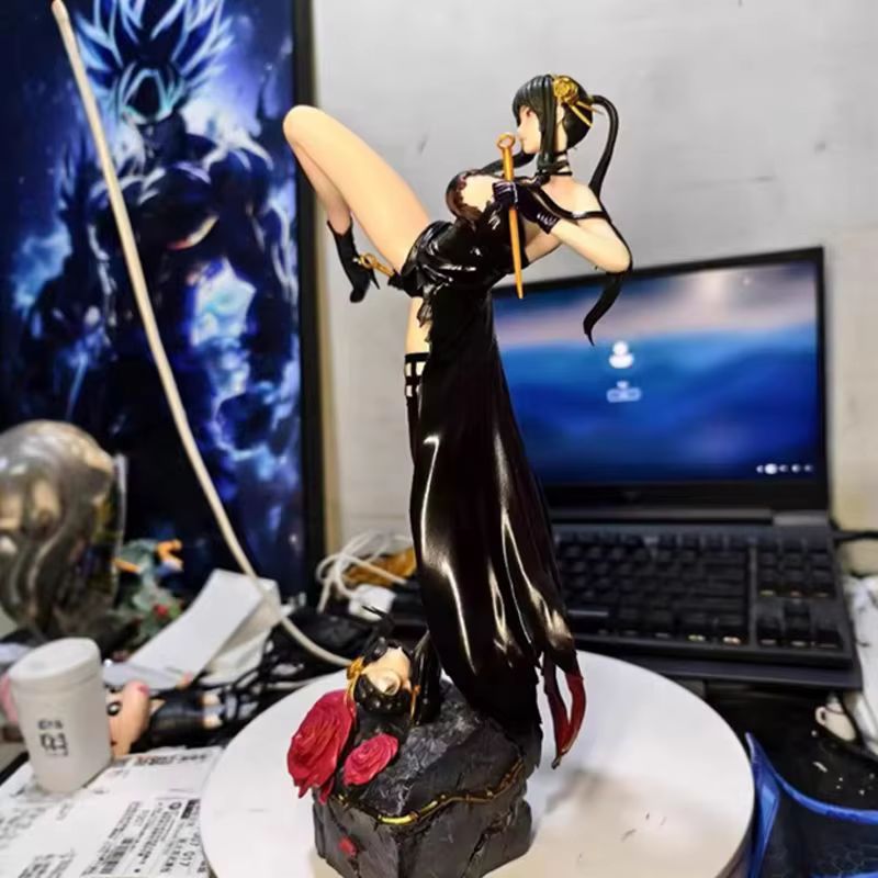 Figur Aksi Anime Spyxfamily Yo - Anime Cosplay Yor Forger ulasan dan harga